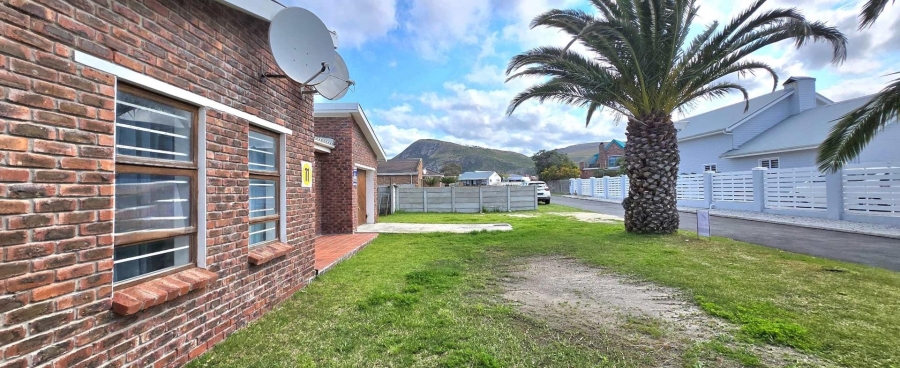 3 Bedroom Property for Sale in Franskraal Western Cape